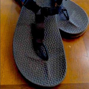 Bedrock sandals